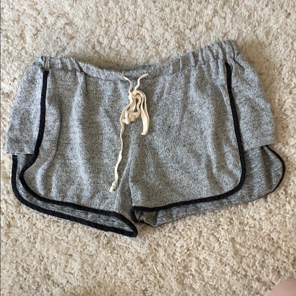 Brandy Melville Pants - Brandy Melville soft shorts size S